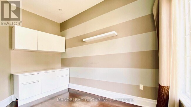 Photo - 47 Frybrook Crescent