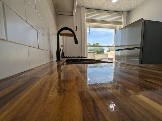 Photo - 124 S 2nd St