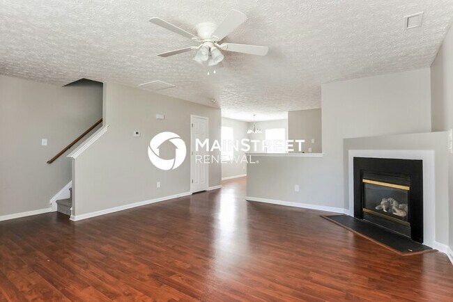 Photo - 3 Bedroom Pet-Friendly Home in Raleigh, NC with Main Street Renewal