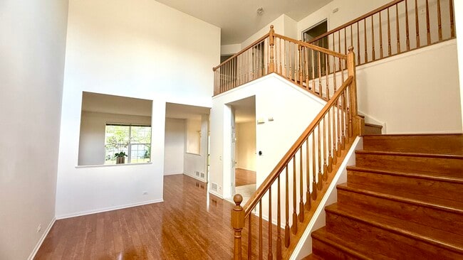 Photo - 696 S Jade Ln