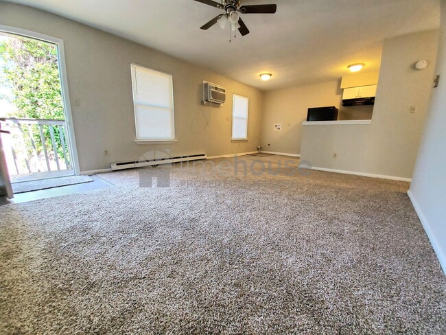 Photo - 9117 Chesapeake Blvd Unit 5