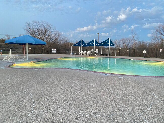 Photo - 513 Paddle Dr