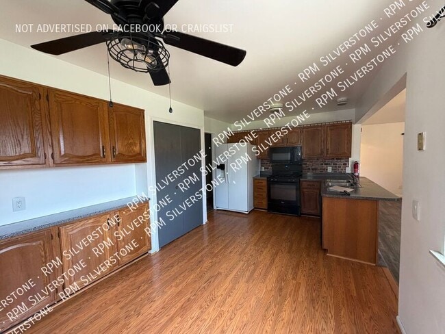 Photo - 25965 Rose St