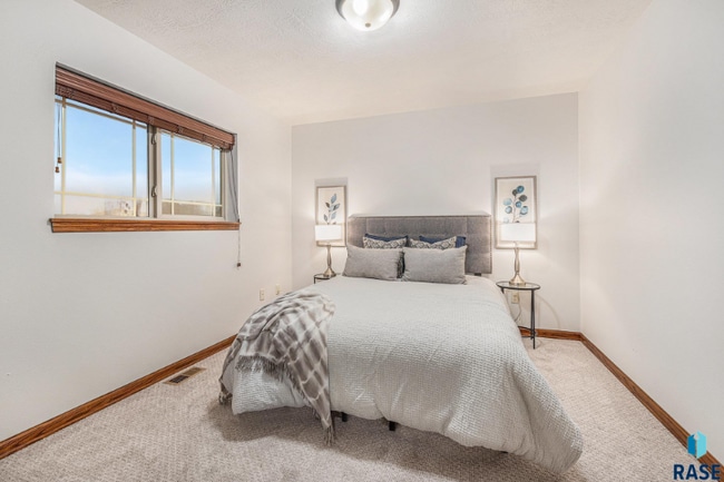 Photo - 8707 Annabelle St