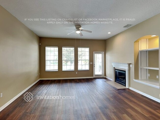 Photo - 6021 Churchside Dr