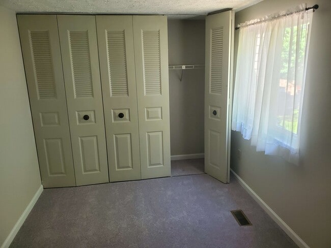 Photo - 5993 Rowanberry Dr