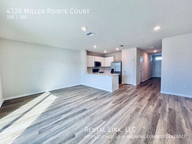Photo - 4326 Miller Pointe Ct