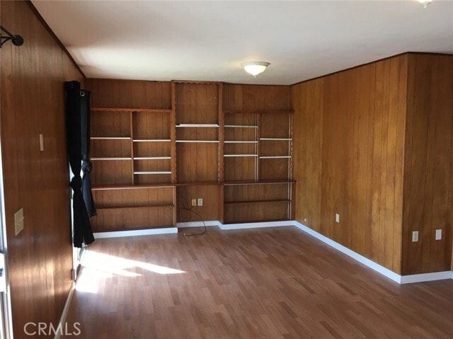 2435 Lakeshore Blvd