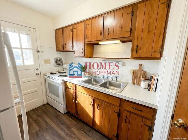 Photo - Upstairs | Two Bedroom Apartment