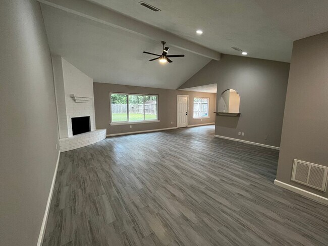 Photo - For Lease | 3 Bed, 2 Bath | 1,446 Sq Ft | Greengate Place |