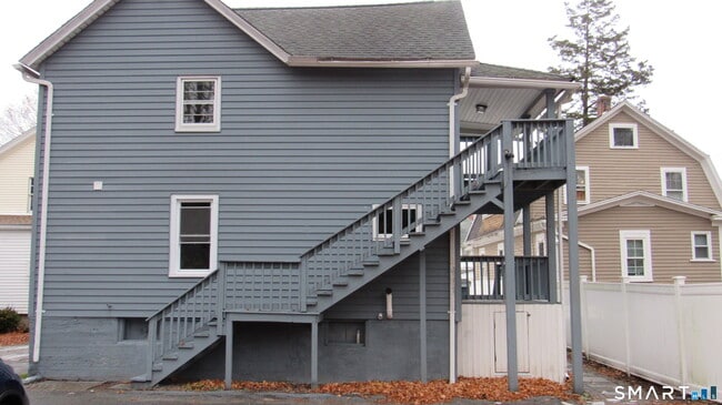 Photo - 17 Woodbine St