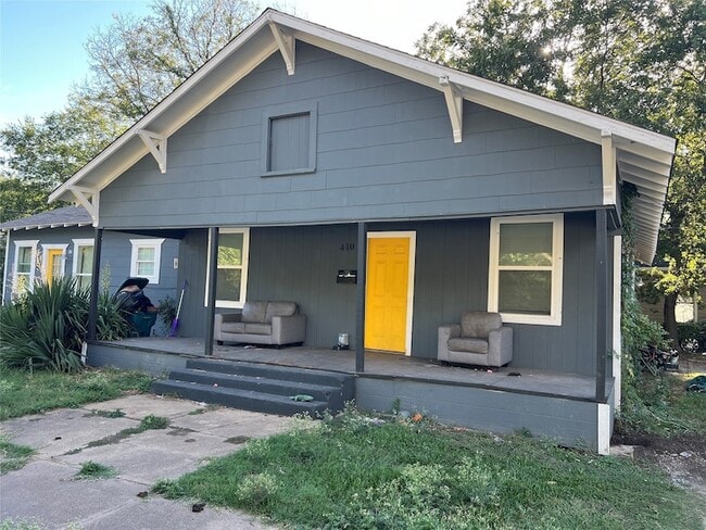 Building Photo - 410 S Vaden St Unit B Rental