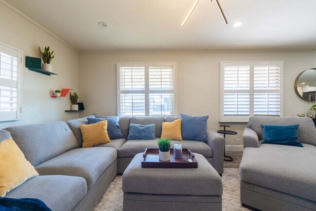 Photo - 3502 E Crocus Dr Unidad ID1244941P