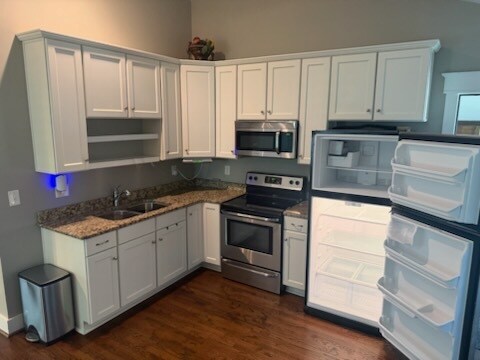 1836 Nassau Blvd