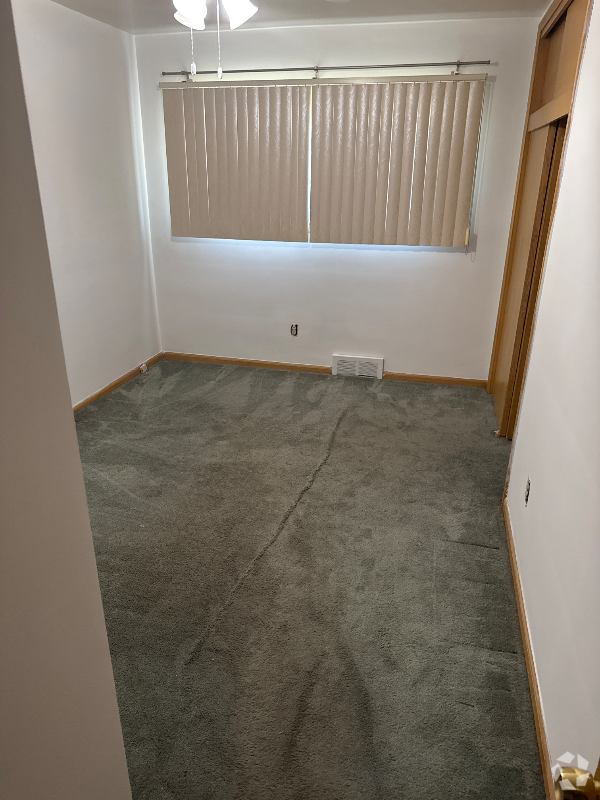 Building Photo - 23611 Marlow St Rental
