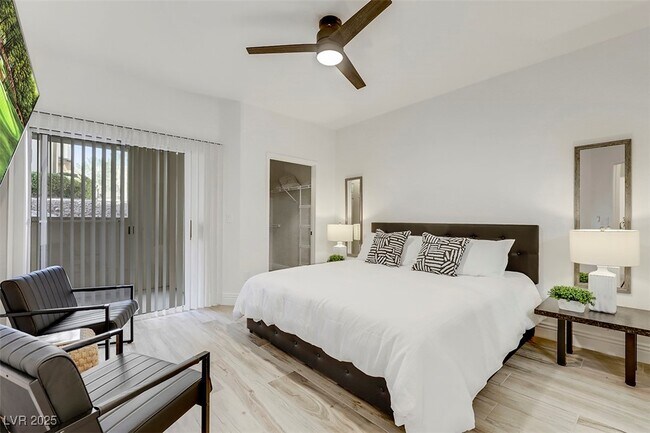 Photo - 2050 W Warm Springs Rd Unidad 3012