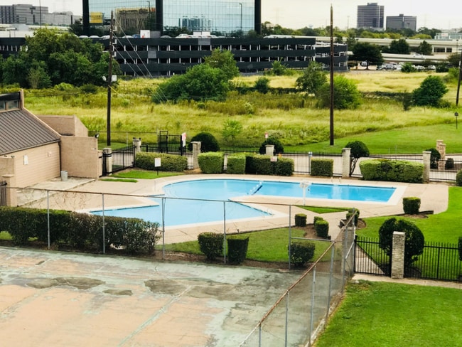 Photo - 206 Plaza Verde Dr Unidad Condo 2b 1.5 b 975 sqft