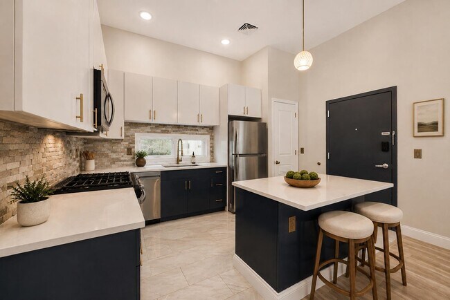 Photo - 10 Lincoln St Unit 4D