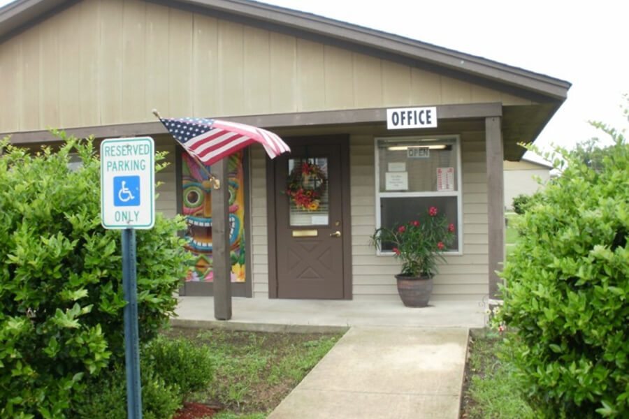 Photo - Kings Place Apartment Homes