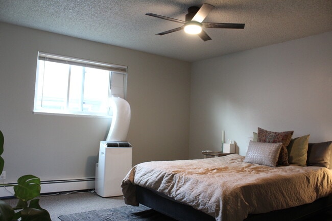 Photo - 1275 Winona Ct Unit E