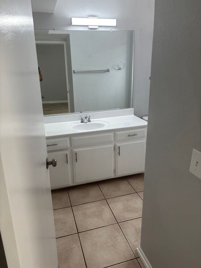 Photo - 11244 Morrison St Unit 2