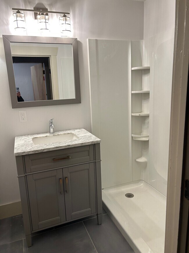 Photo - 98 Main St Unit 2