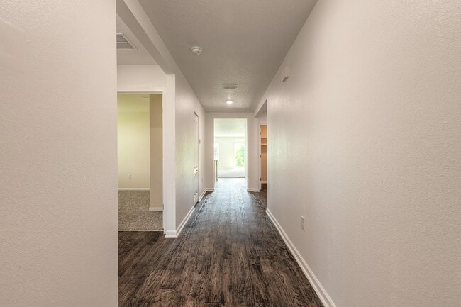 Photo - 109 Persimmon Dr