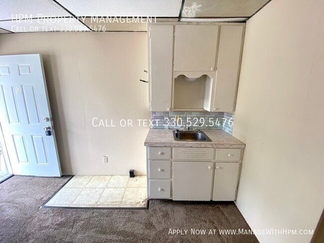 Photo - 1214 Woodward Pl NW Unidad 2