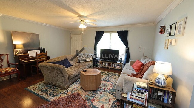 Photo - 1610 Marly Dr
