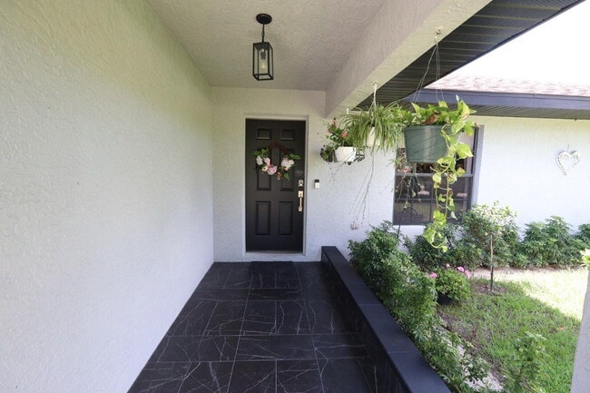 Photo - 3046 Buttercup Ln