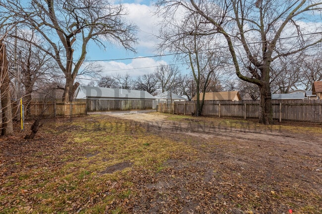 Photo - 2719 W Douglas Ave