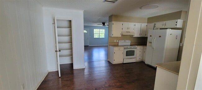 Photo - 1425 NE Old Mill Dr
