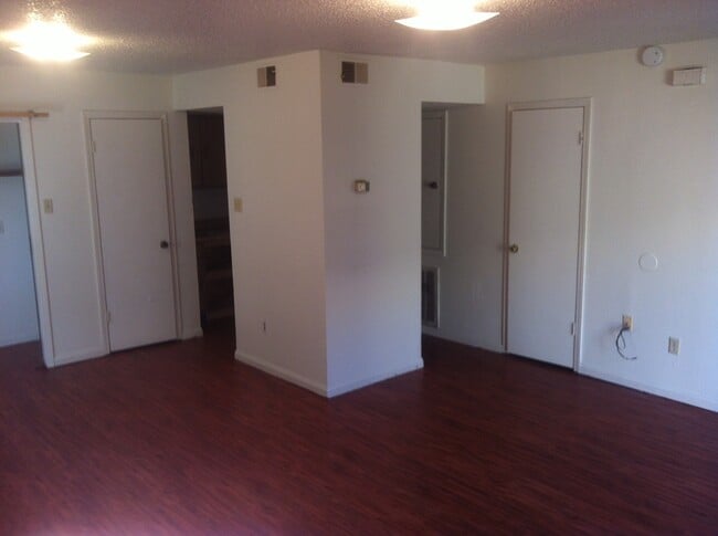 Photo - 1661 Alexander Ct