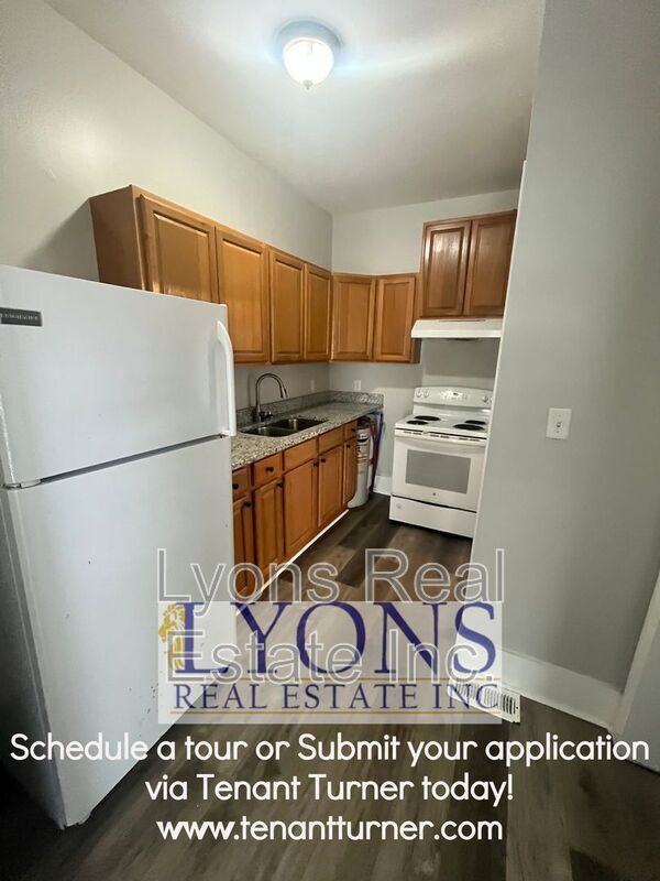 Photo - 205 E College St Unit B