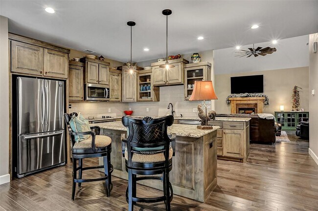 Photo - 3818 Sumner Ct