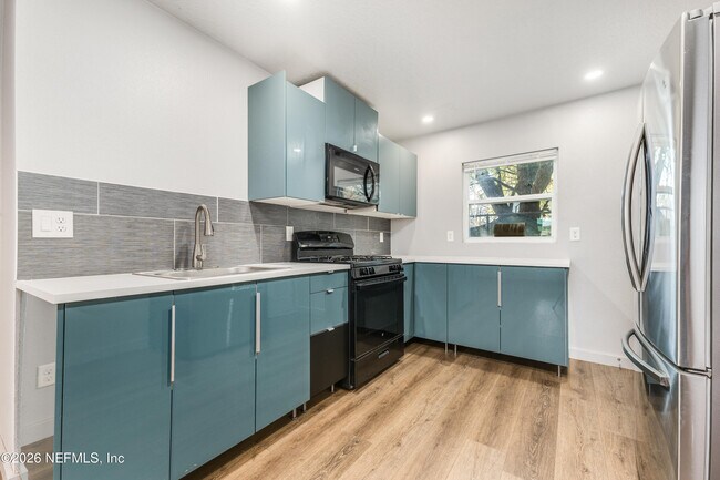 Photo - 231 E 16th St Unit 1