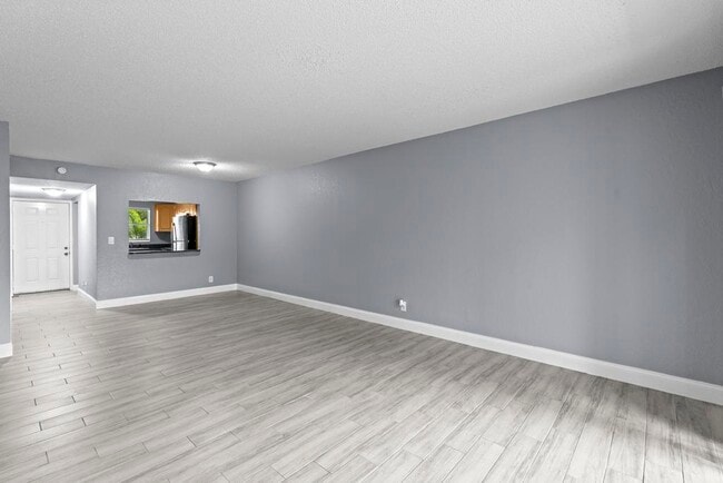 Photo - 120 Sparrow Dr Unit 205