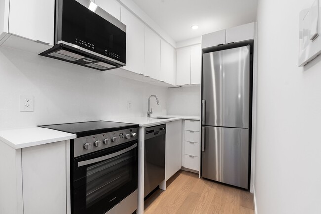 Building Photo - 31 Paxtonia Blvd Unit 9