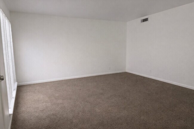 Photo - ZZZ - Lakeridge