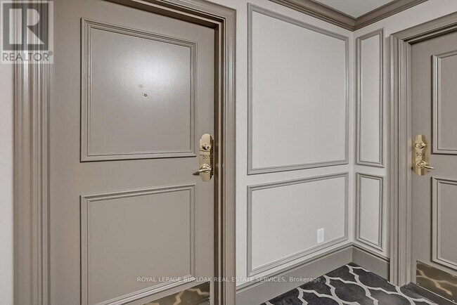 Photo - 442 Maple Ave Unit 503