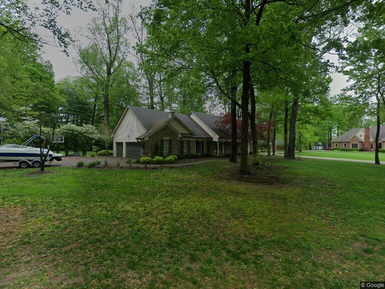 7609 Woodridge Dr House House Rental in Pewee Valley, KY