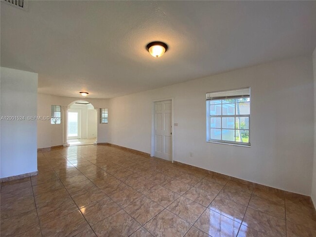 Photo - 9870 Nicaragua Dr