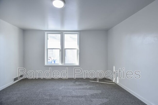 Photo - 627 23rd St