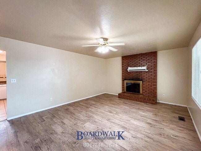 Photo - 2106 Western Charm Dr
