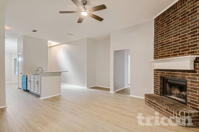 Photo - 1658 Wildflower Dr