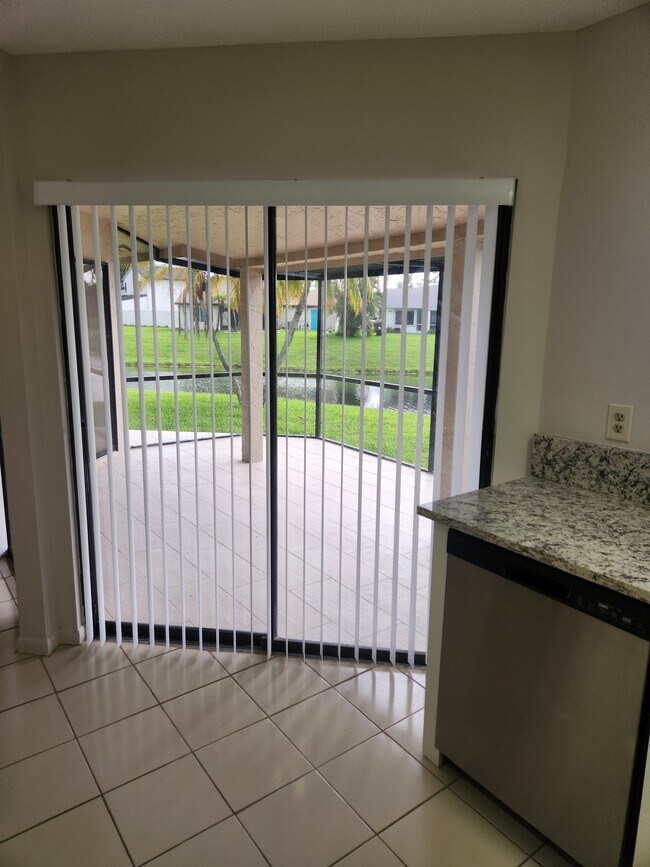 9712 Saratoga Park Ct Unit Villa