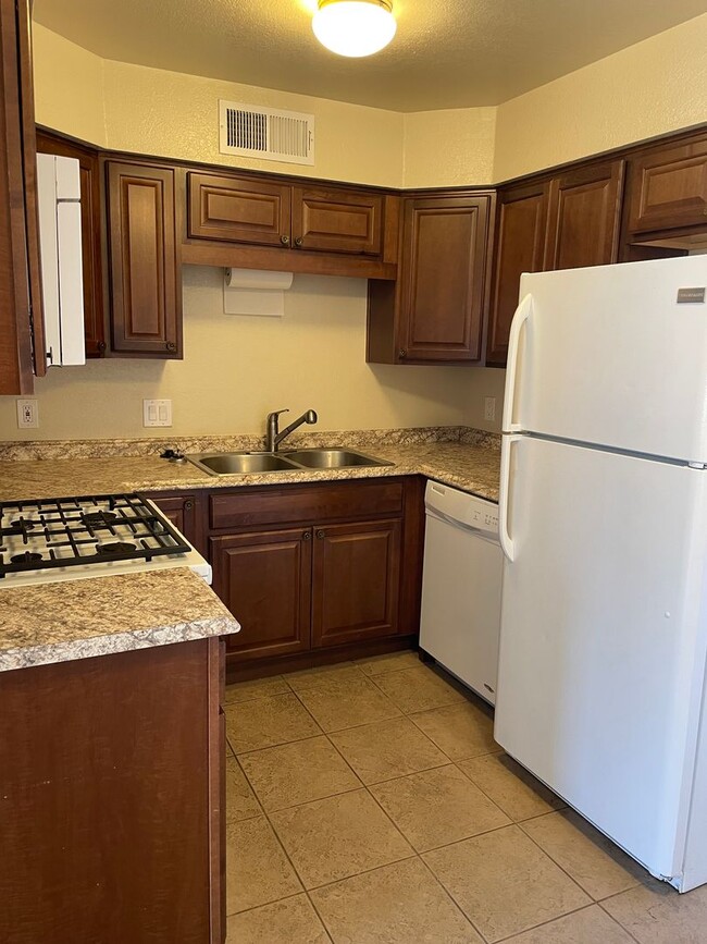 Photo - Charming 2-Bedroom Duplex! Unit 2939 Palo Verde