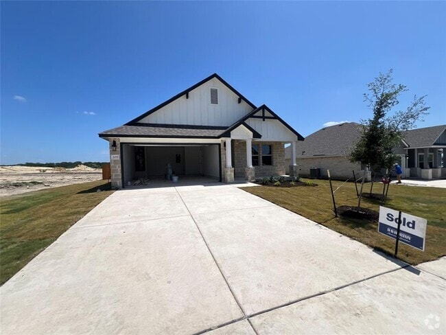 Building Photo - 209 Creekfall Rd Rental