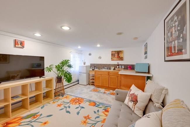 Building Photo - 1017 California Pl S Unit ID1300282P