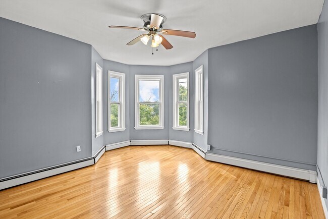 Photo - 26 Alpine St Unit 2